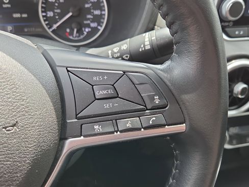 Used 2023 Nissan Sentra SV w/ All-Weather Package FWD image 20