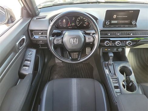 Used 2023 Honda Civic Sport image 7