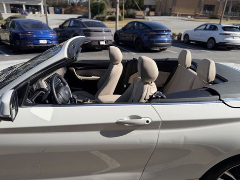 Used 2019 BMW 230i Convertible w/ Convenience Package image 53