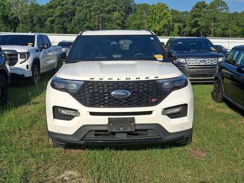 Used 2021 Ford Explorer ST w/ Equipment Group 401A AWD/4WD image 2