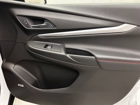 Used 2023 Chevrolet Bolt EUV Premier w/ Sun & Sound Package FWD image 16