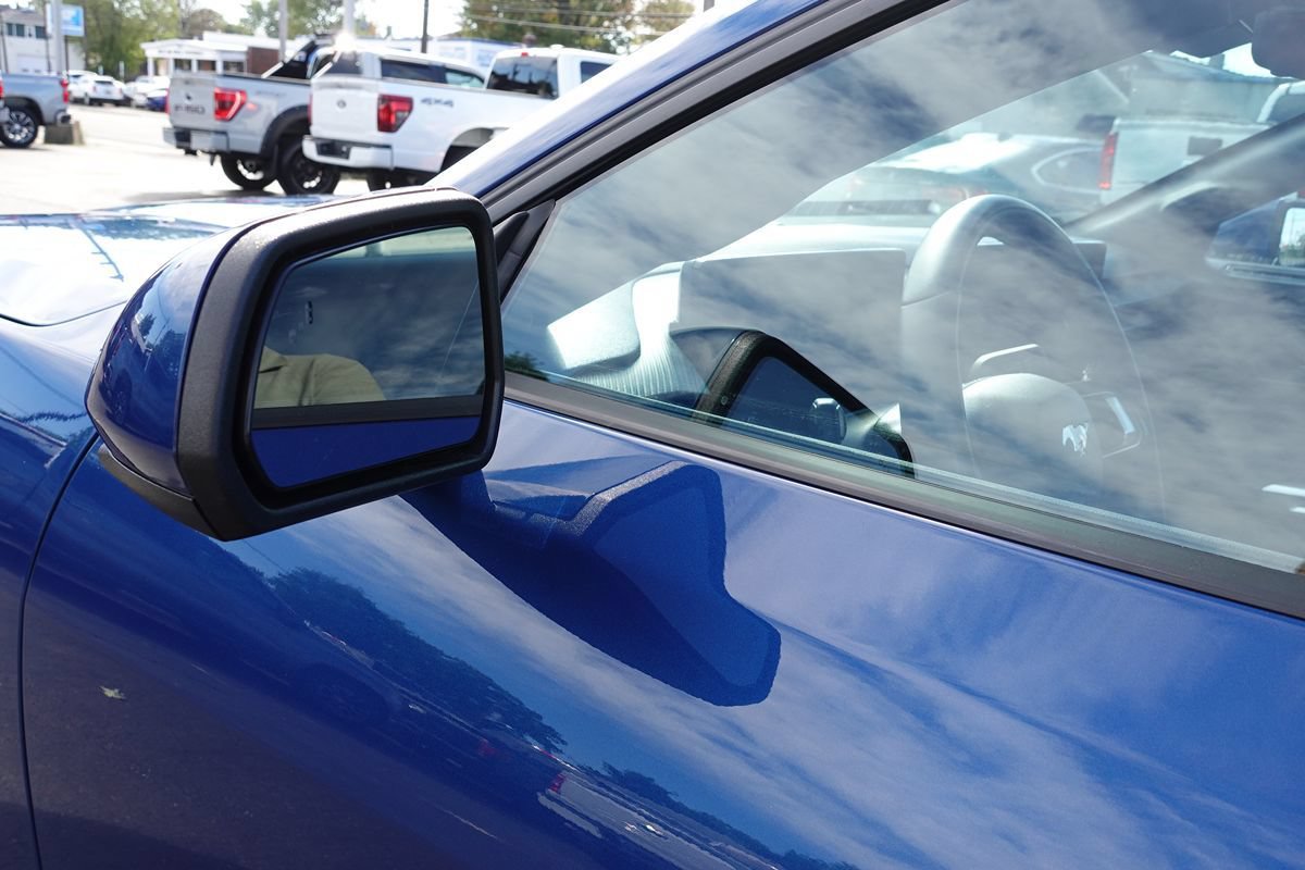 Used 2024 Ford Mustang Coupe RWD image 12