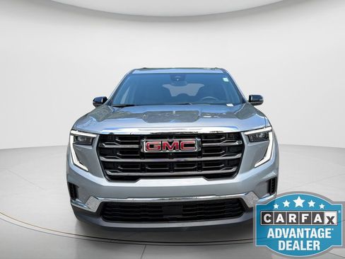 Used 2025 GMC Acadia Elevation FWD image 2