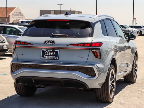 New 2026 Audi Q3 quattro 2.0T AWD/4WD image 4