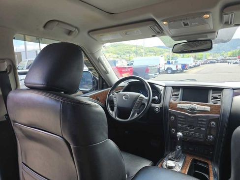 Used 2019 Nissan Armada SL w/ Premium Package AWD/4WD image 10