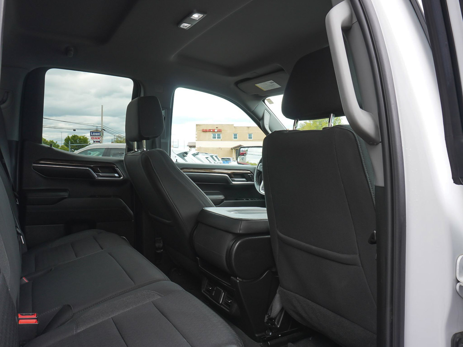 Used 2023 GMC Sierra 1500 Elevation w/ X31 Off-Road Package AWD/4WD image 35