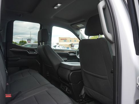Used 2023 GMC Sierra 1500 Elevation w/ X31 Off-Road Package AWD/4WD image 35