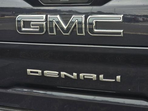 New 2025 GMC Sierra 2500 Denali Ultimate AWD/4WD image 8