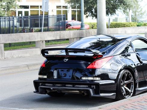 Used 2008 Nissan 350Z NISMO w/ Cargo Convenience Pkg image 3