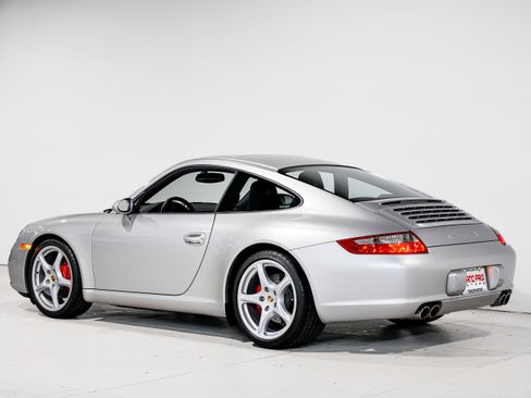 Used 2005 Porsche 911 Carrera S image 8