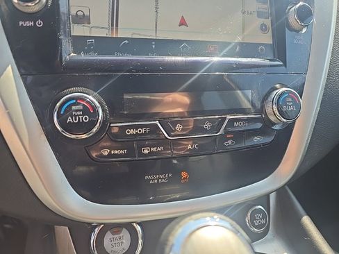 Used 2017 Nissan Murano Platinum AWD/4WD image 12