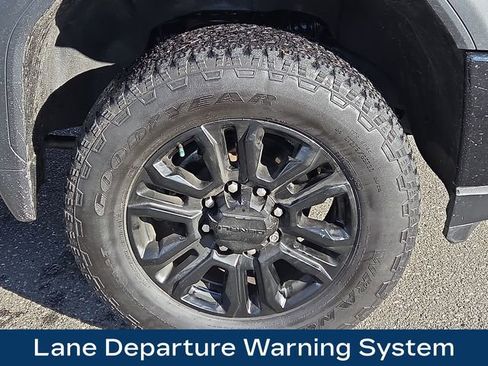 Used 2023 GMC Sierra 3500 Denali w/ Denali Black Diamond Edition image 11