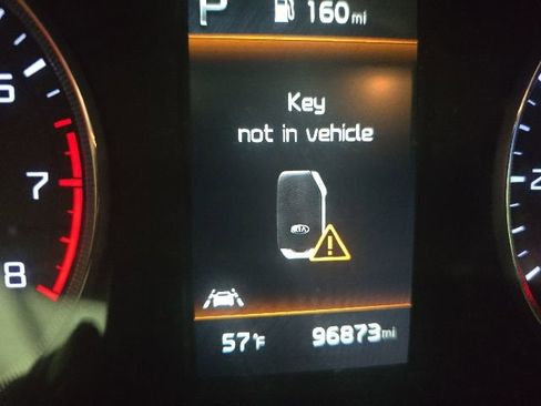 Used 2021 Kia K5 LXS FWD image 10