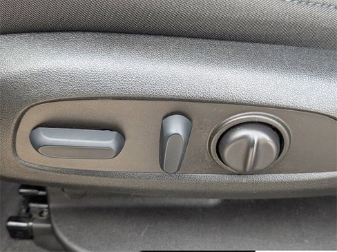 Used 2022 Chevrolet Blazer LT image 14