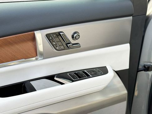 New 2026 Cadillac Vistiq Sport image 18