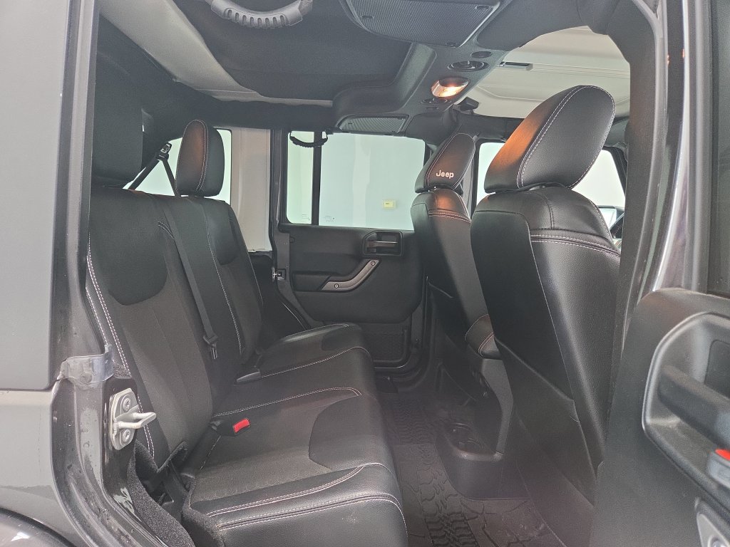 Used 2018 Jeep Wrangler Unlimited Sport AWD/4WD image 17