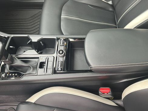 Used 2025 Kia K5 GT-Line w/ GT-Line Premium Package image 22