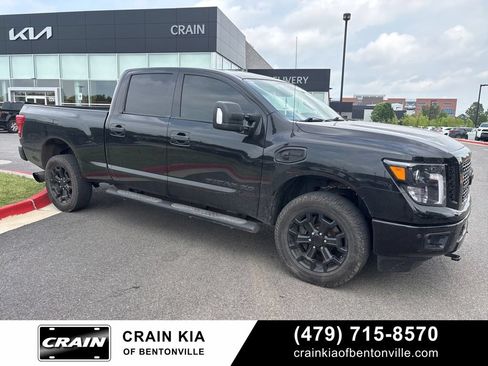 Used 2018 Nissan Titan SL w/ Midnight Edition AWD/4WD image 1