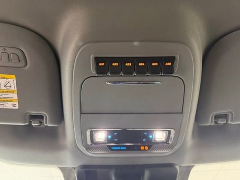 New 2026 Ford F250 Lariat w/ Chrome Package image 18