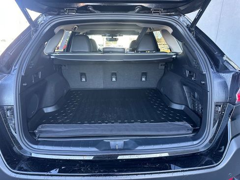 Used 2025 Subaru Outback Limited image 28