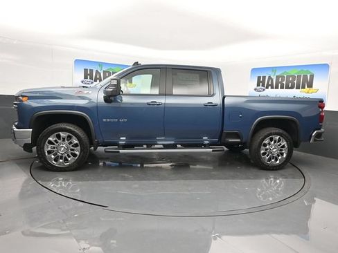 New 2026 Chevrolet Silverado 2500 LT w/ All Star Edition AWD/4WD image 2