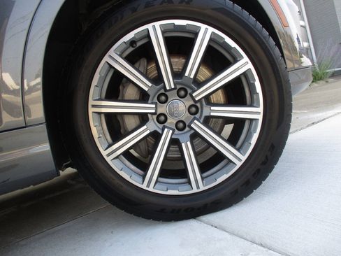 Used 2018 Audi Q7 3.0T Prestige w/ Prestige Package AWD/4WD image 44
