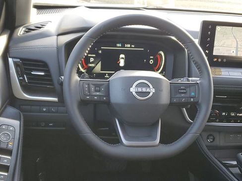 New 2026 Nissan Rogue Platinum w/ Platinum Premium Package image 15