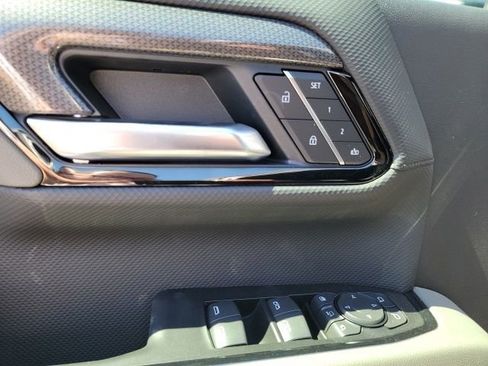 Certified 2026 Chevrolet Silverado 2500 ZR2 image 13