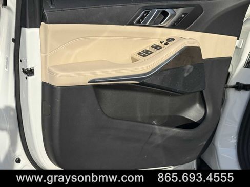 Used 2021 BMW X5 xDrive40i w/ Premium Package 3 image 14