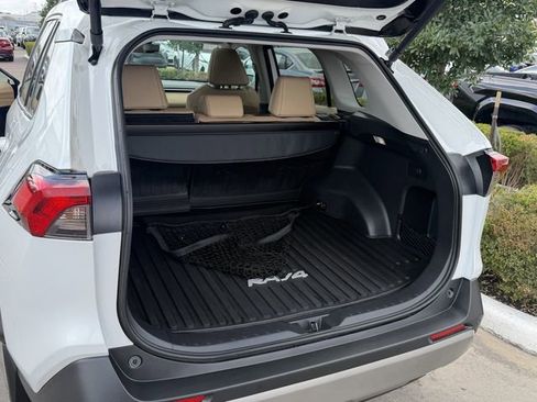 Certified 2025 Toyota RAV4 Limited image 23