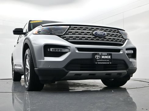 Used 2023 Ford Explorer Limited image 45