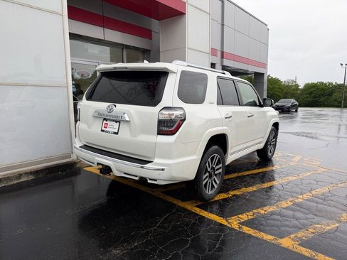 Used 2023 Toyota 4Runner Limited AWD/4WD image 5