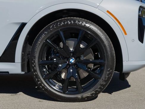 New 2026 BMW X7 xDrive40i w/ M Sport Package image 9