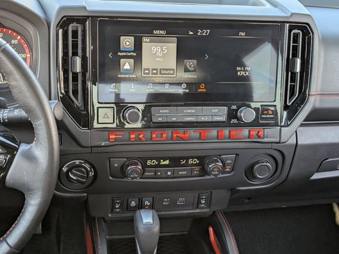 Used 2026 Nissan Frontier PRO-4X AWD/4WD image 12