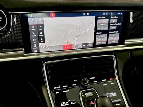 Used 2019 Porsche Panamera GTS AWD/4WD image 24