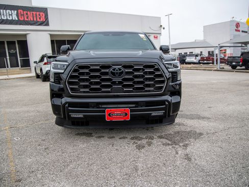 Certified 2024 Toyota Sequoia Platinum AWD/4WD image 3