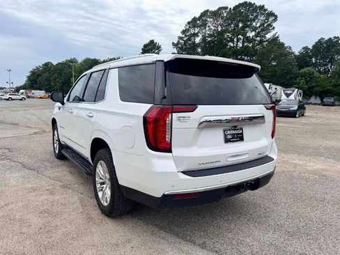 Used 2023 GMC Yukon SLT AWD/4WD image 5