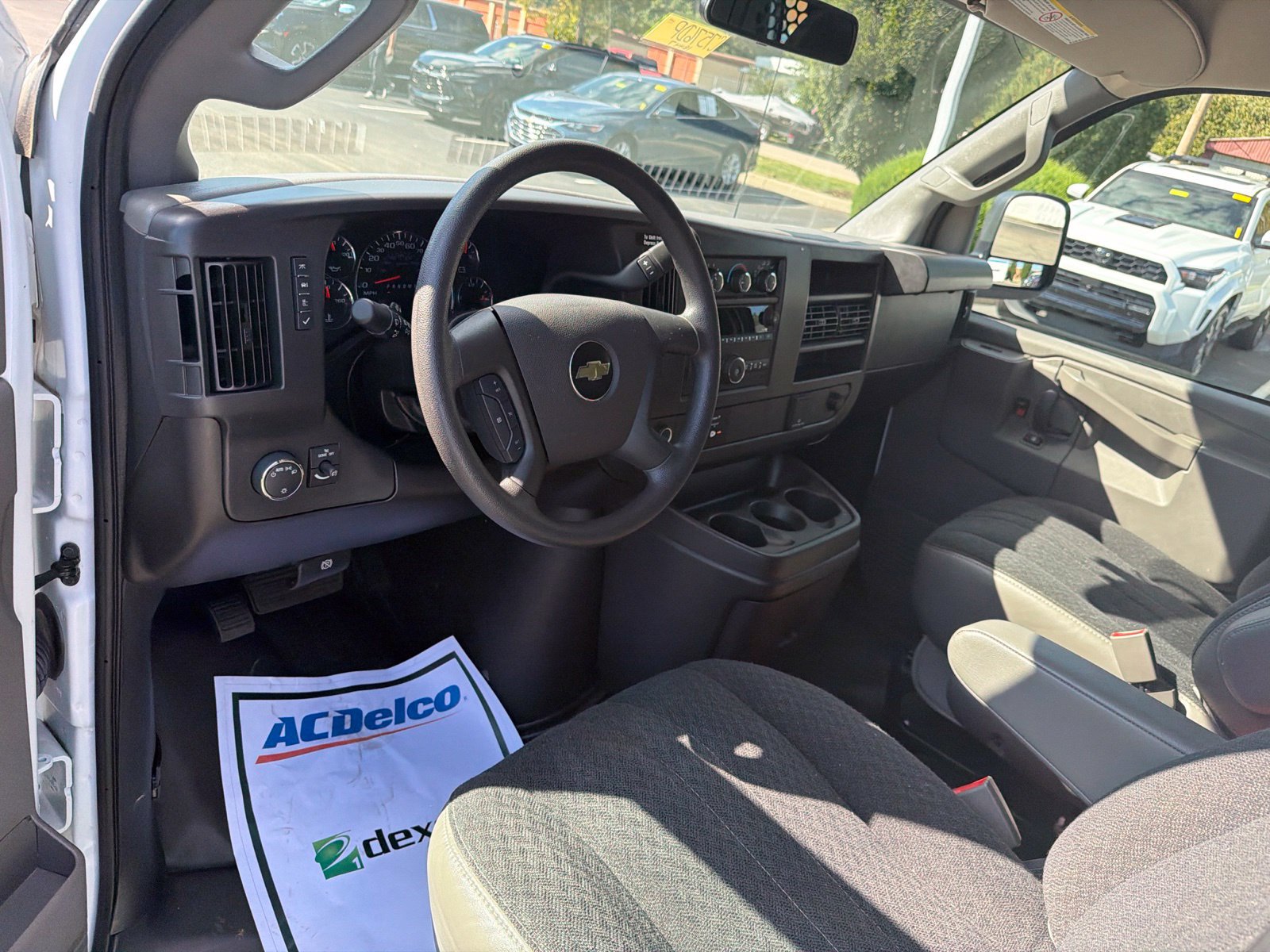 Used 2025 Chevrolet Express 2500 w/ Driver Convenience Package RWD image 10