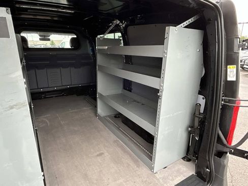 Used 2016 Mercedes-Benz Metris image 16