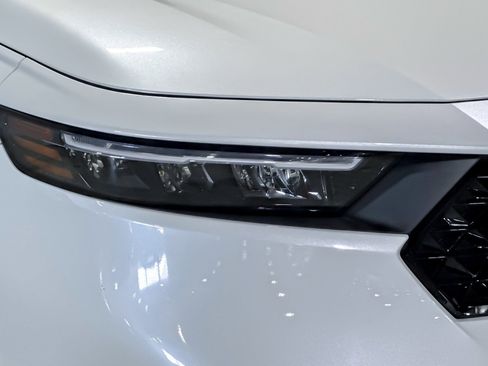 Used 2025 Honda Accord SE image 10