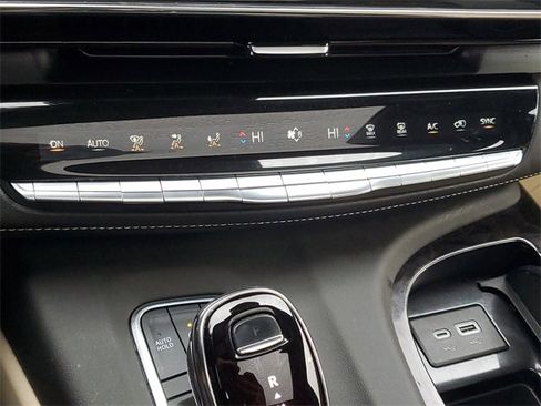 Used 2023 Cadillac Escalade ESV Premium Luxury w/ Performance Package image 27