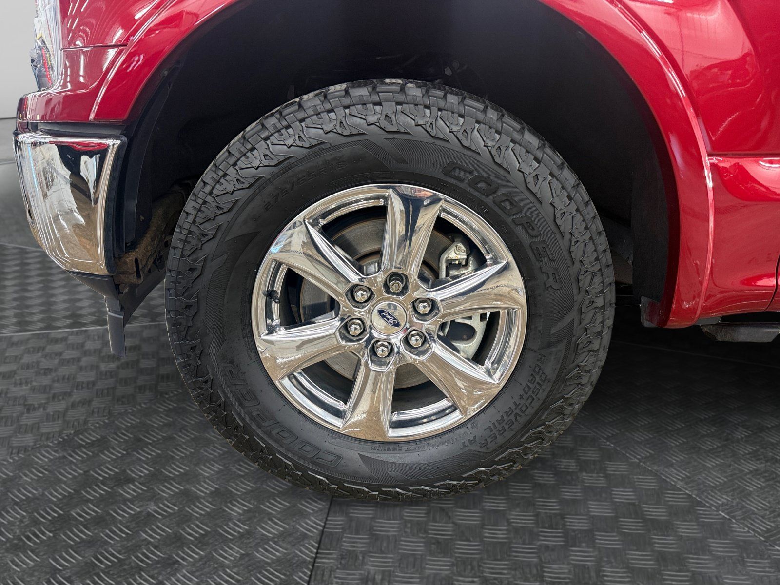 Used 2019 Ford F150 Lariat w/ Equipment Group 502A Luxury AWD/4WD image 34