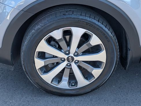 Used 2021 Kia Telluride EX w/ EX Premium Package FWD image 13