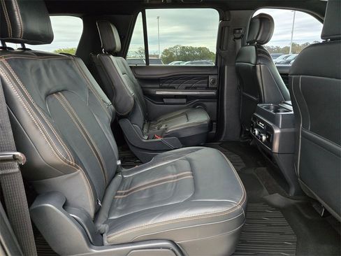 Used 2023 Ford Expedition Max Platinum image 25