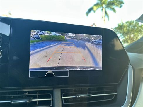 Certified 2024 Chevrolet Trax RS w/ Driver Confidence Package image 25