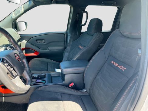 Used 2022 Nissan Frontier PRO-4X w/ Technology Package AWD/4WD image 20