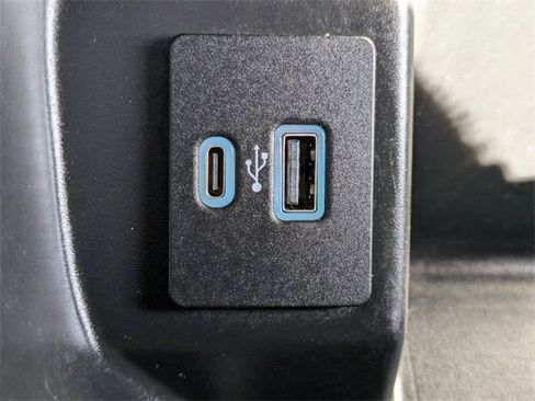 Certified 2022 Ford F150 XLT w/ XTR Package image 21