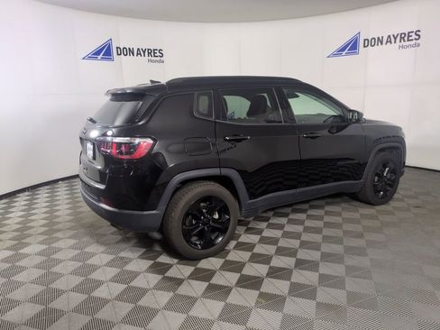 Used 2020 Jeep Compass Latitude image 7