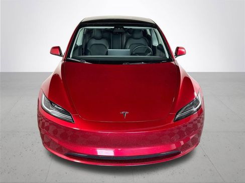 Used 2024 Tesla Model 3 image 3