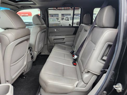 Used 2012 Honda Pilot Touring image 12